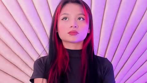 Snapshot of emmaduff_ chatting on September 2025 11:59:02 AM online show from September 2025 11:59:02 AM