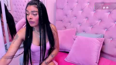 emmaebony_ online show from September 2025 11:56:02 AM