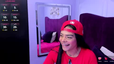 emmaebony_ online show from April 2026 12:58:02 PM