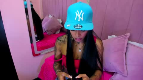 emmaebony_ online show from May 2026 03:02:01 AM