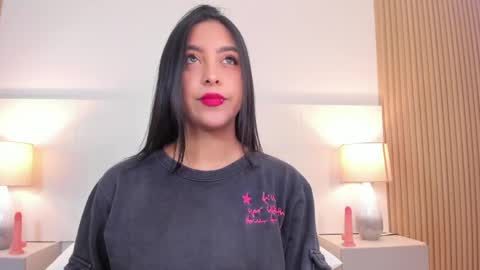 emmaespencer  online show from April 2026 11:23:02 AM