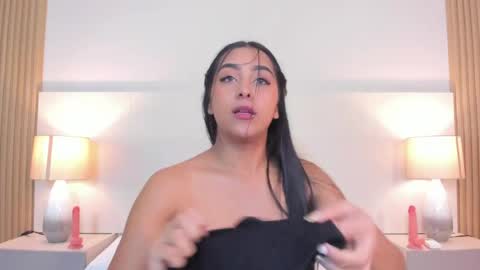 emmaespencer  online show from April 2026 01:41:02 PM