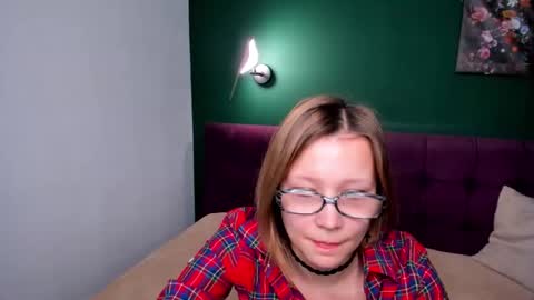 Emma 3 online show from March 2026 02:08:02 AM