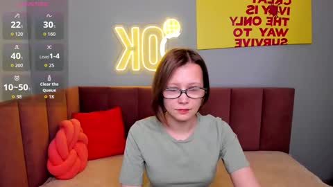 Emma 3 online show from March 2026 01:42:01 AM