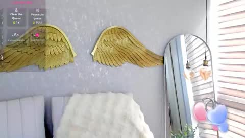  Emma Ferrary  online show from November 2025 06:51:01 PM