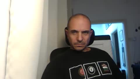 Snapshot of emmagold123 chatting on December 2024 08:57:02 PM Ariel online show from December 2024 08:57:02 PM