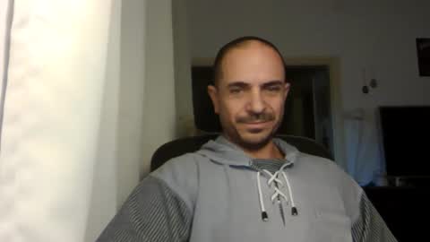 Snapshot of emmagold123 chatting on December 2024 02:23:02 PM Ariel online show from December 2024 02:23:02 PM