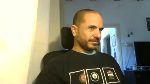 Snapshot of emmagold123 chatting on February 2025 11:33:02 AM Ariel online show from February 2025 11:33:02 AM