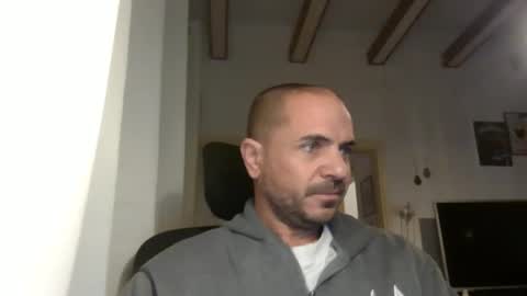 Snapshot of emmagold123 chatting on March 2025 03:56:01 AM Ariel online show from March 2025 03:56:01 AM