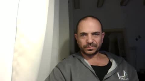 Snapshot of emmagold123 chatting on February 2026 04:31:01 AM Ariel online show from February 2026 04:31:01 AM