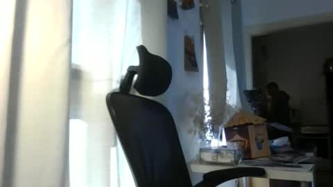 Snapshot of emmagold123 chatting on March 2026 07:38:01 AM Ariel online show from March 2026 07:38:01 AM