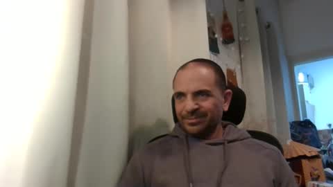 Snapshot of emmagold123 chatting on March 2026 10:18:01 PM Ariel online show from March 2026 10:18:01 PM