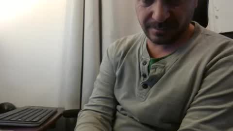 Snapshot of emmagold123 chatting on March 2026 04:11:01 PM Ariel online show from March 2026 04:11:01 PM