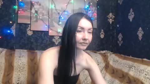 Snapshot of emmagoldx chatting on February 2025 01:01:01 PM EmmaGoldX online show from February 2025 01:01:01 PM
