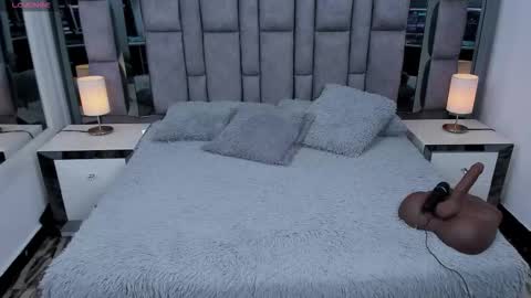 EMMA HILL online show from January 2026 04:11:02 PM