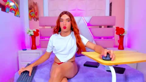 Emma Hilton online show from June 2026 10:54:02 PM