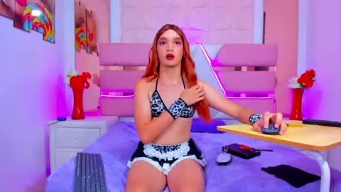 Emma Hilton online show from June 2026 08:44:01 PM
