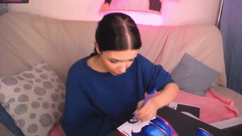 Snapshot of emmakeam_ chatting on January 2025 09:39:01 AM Emma online show from January 2025 09:39:01 AM