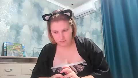 emmamelody online show from September 2025 02:01:01 AM