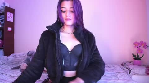 Emmantho online show from June 2026 06:49:01 PM