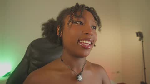 Sara online show from February 2026 01:09:02 PM