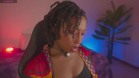 Snapshot of emmasanzoficial chatting on February 2026 10:08:02 AM Sara online show from February 2026 10:08:02 AM