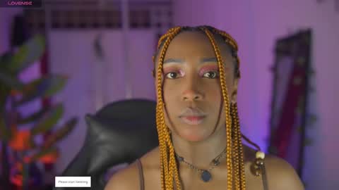 Snapshot of emmasanzoficial chatting on March 2026 10:17:02 AM Sara online show from March 2026 10:17:02 AM