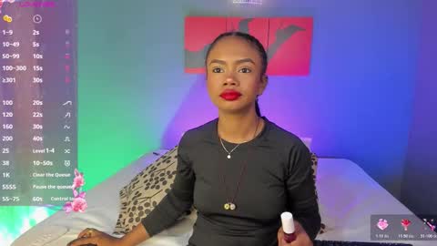 Emma online show from November 2025 05:12:01 PM