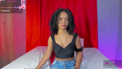 Emma online show from December 2025 05:18:02 PM