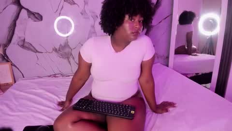 emmastarkx online show from February 2026 09:53:02 PM