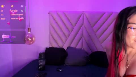 Emma online show from November 2025 03:05:01 AM