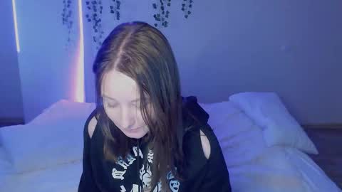 Emma online show from September 2025 12:16:02 PM