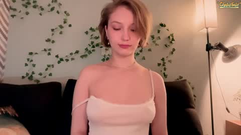 Emily online show from April 2026 03:35:01 PM