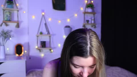 emmie_everly online show from October 2025 07:13:01 PM