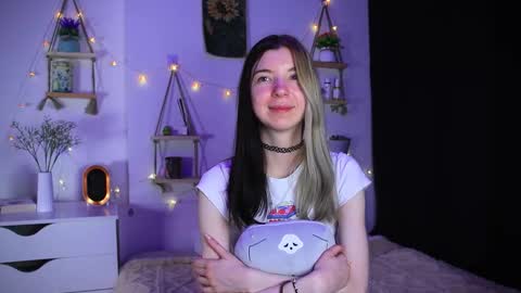 emmie_everly online show from October 2025 09:25:01 PM