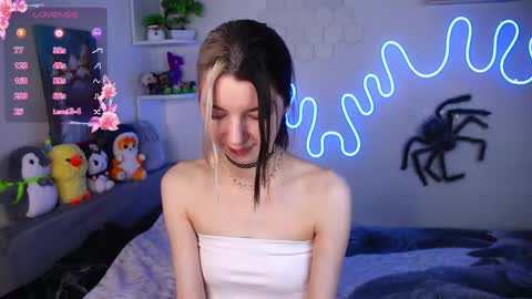 emmie_everly online show from May 2026 07:41:01 PM