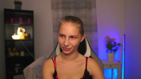 Emmie online show from June 2026 06:45:02 PM
