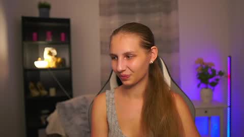 Emmie online show from June 2026 06:56:02 PM