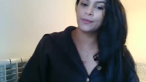 Snapshot of emmie_xxx chatting on December 2024 11:30:01 AM emmie online show from December 2024 11:30:01 AM