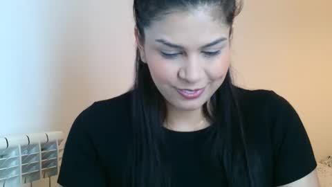 Snapshot of emmie_xxx chatting on February 2025 08:38:02 PM emmie online show from February 2025 08:38:02 PM