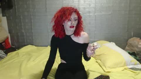 Emmily000 online show from January 2025 12:20:02 PM