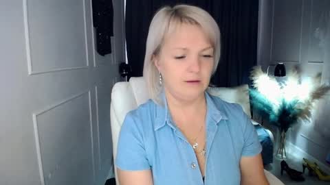 emmmam online show from May 2026 10:36:01 AM
