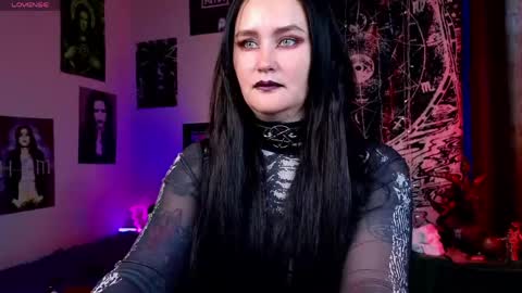 Emmy Bright     50  online show from May 2026 02:07:01 AM