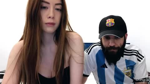 Em online show from May 2026 09:43:01 PM