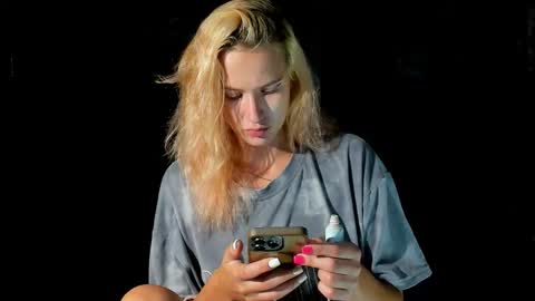 Emmy online show from October 2025 05:33:02 PM