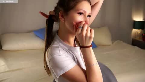 Emmy online show from December 2025 01:10:01 AM