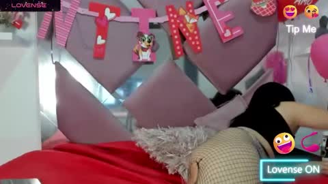 Snapshot of emmymiller1 chatting on February 2025 07:54:01 PM emmymiller1 online show from February 2025 07:54:01 PM