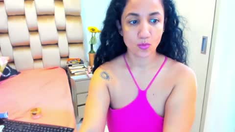 emperatriztapia online show from June 2026 03:44:02 PM