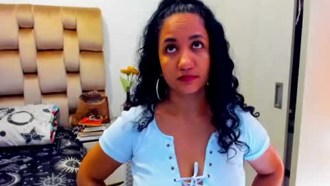 emperatriztapia online show from June 2026 03:16:02 PM