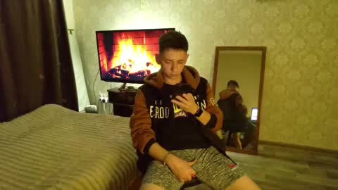 Snapshot of emveeboy96 chatting on November 2025 08:11:02 PM emveeboy96 online show from November 2025 08:11:02 PM